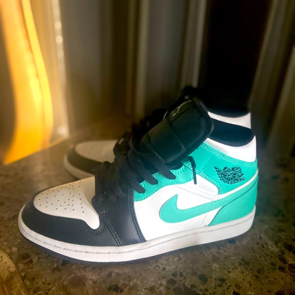 Jordan 1s